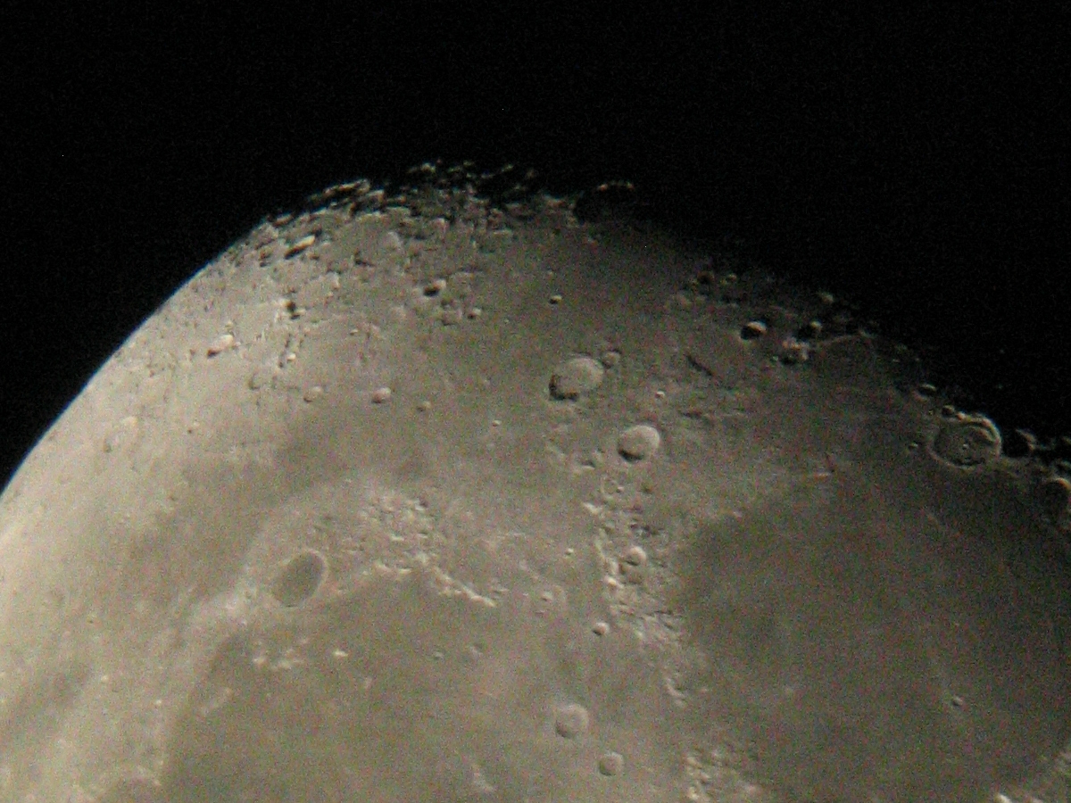 ../Images/moon 2.jpg